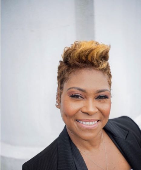 Dr. Roberta Scott Dr. Roberta Scott